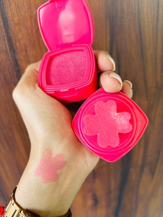Hello Kitty Blush Powder πΈ