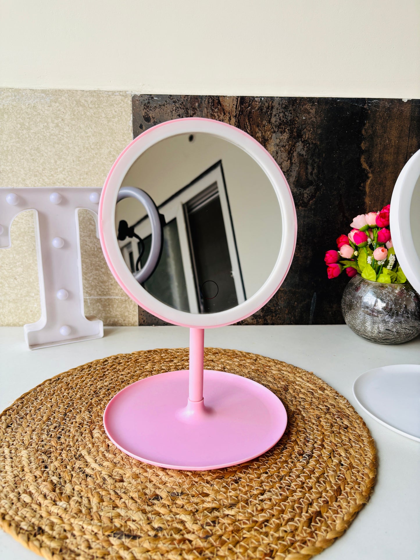 Pinteresty Makeup Mirrors 🪞