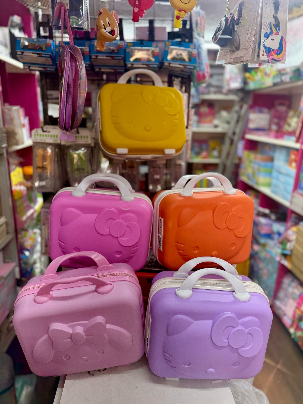 Mini Suitcases 🧳