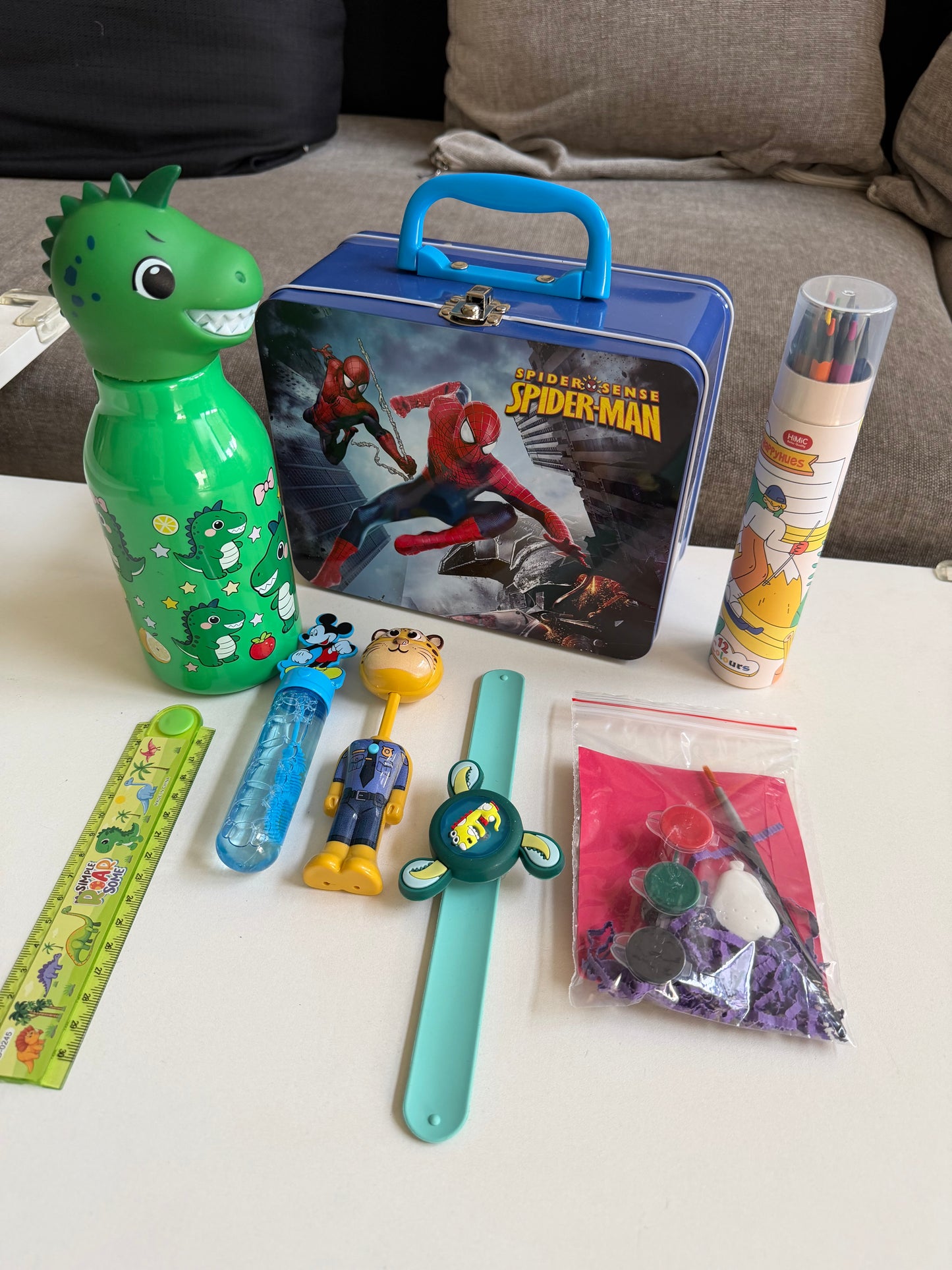 Rakhi Hamper for boys ๐