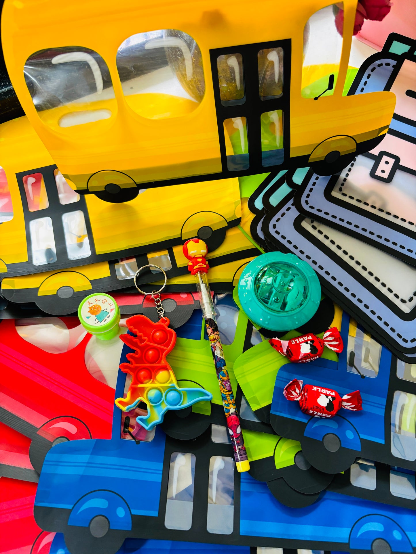 Car themed pouch favours ๐