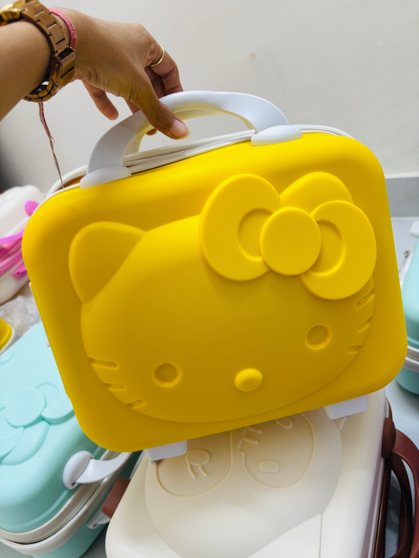 Mini Suitcases 🧳