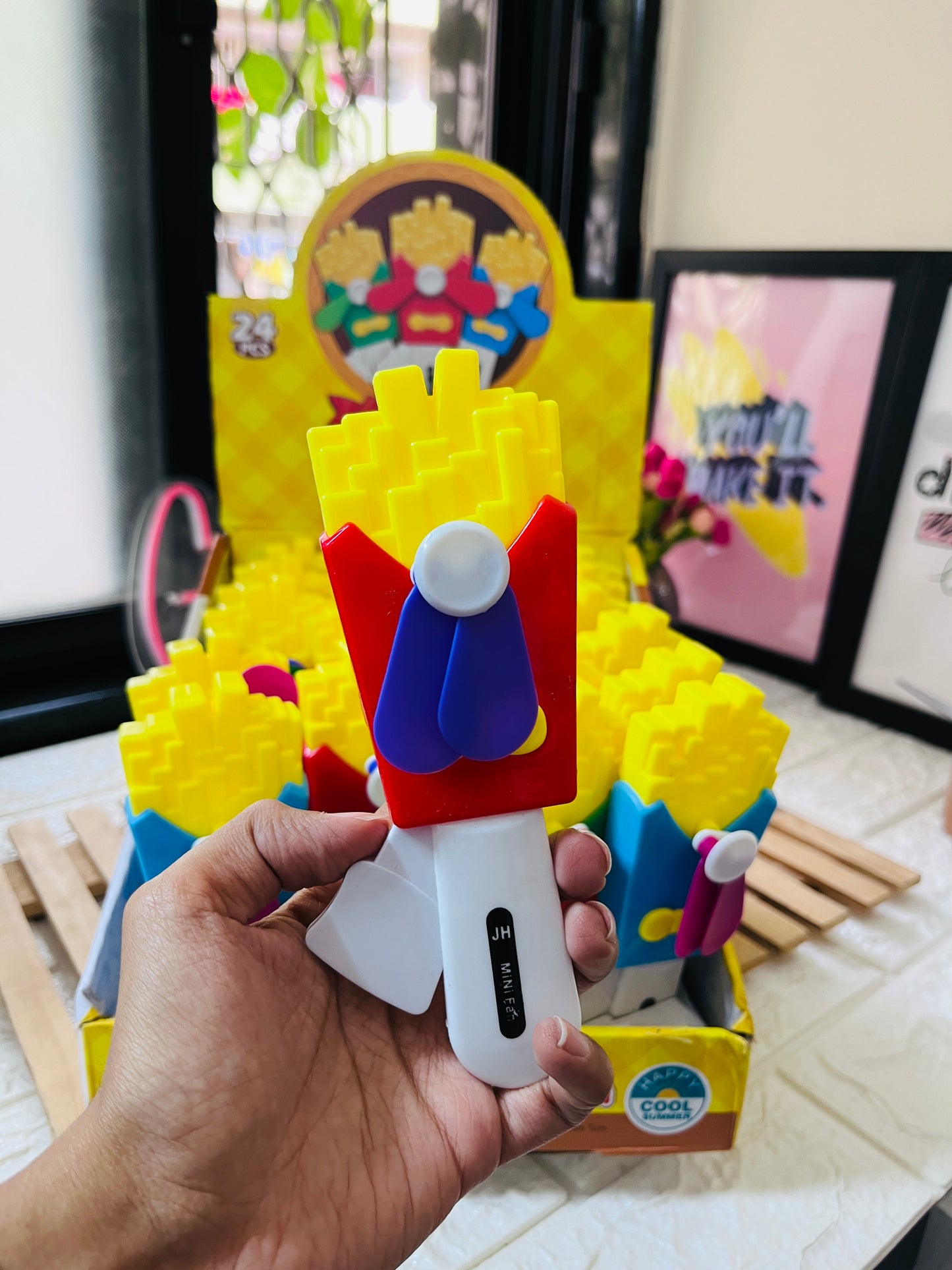 French Fries Handfans π