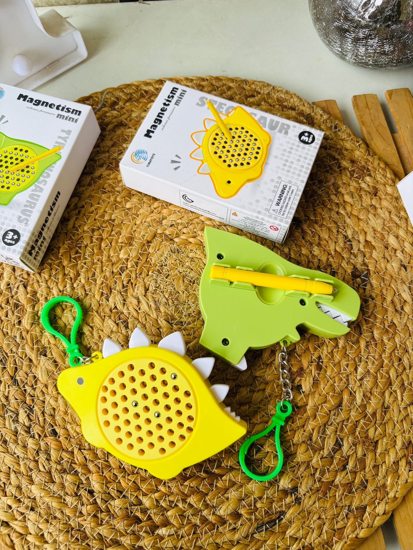 Dino Magnetic Games 🧲
