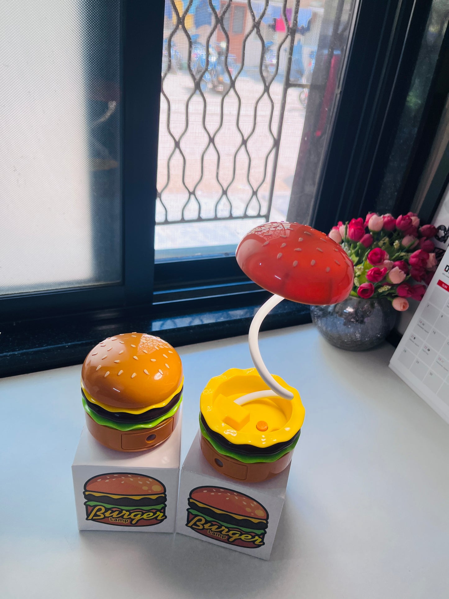 Burger Lamp +Sharpner š