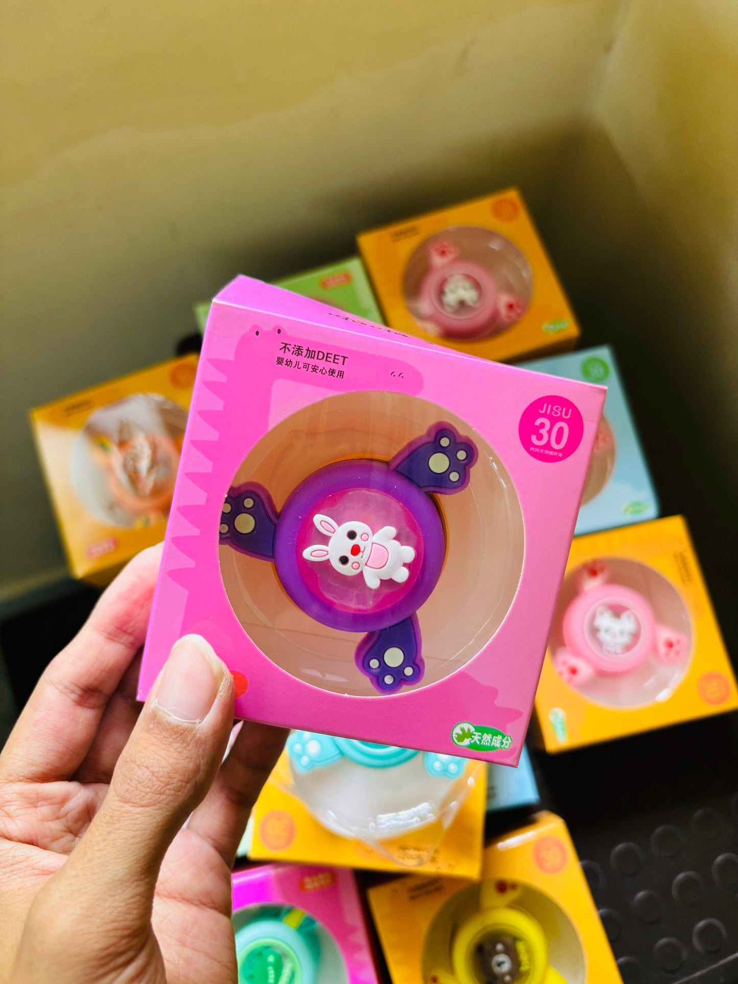 Spinner Rakhi Bands