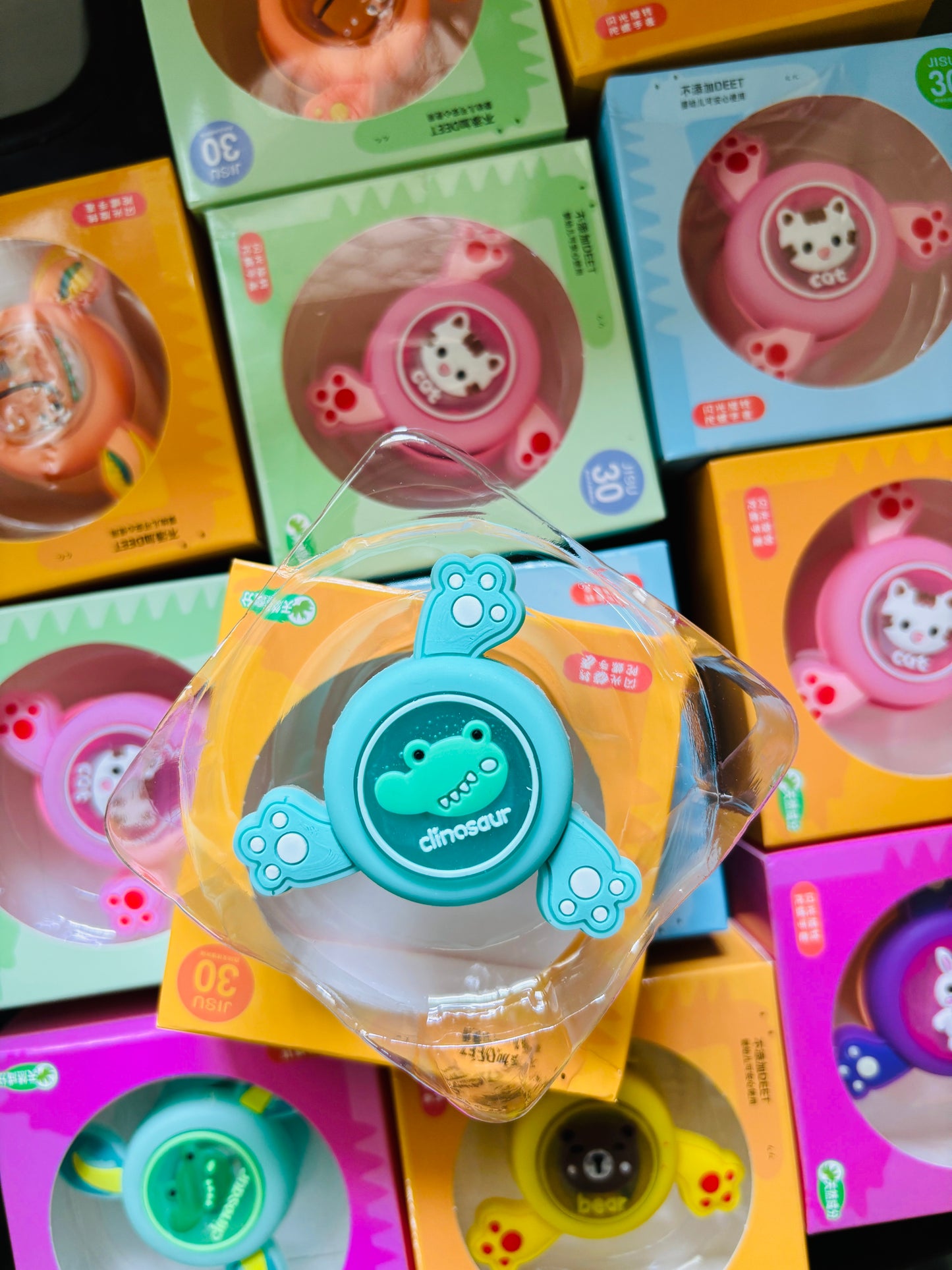 Spinner Rakhi Bands