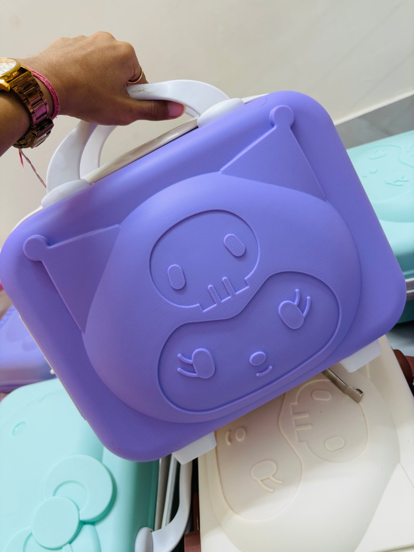 Mini Suitcases 🧳