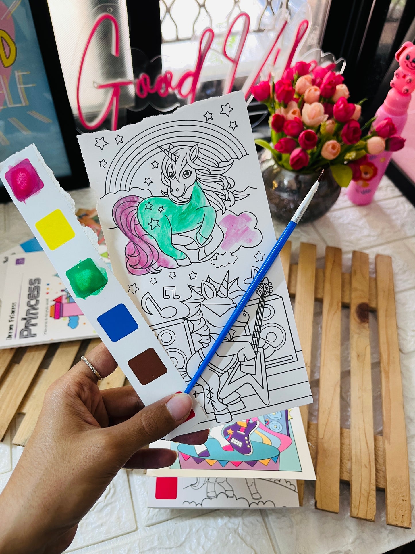 Painting Books🎨