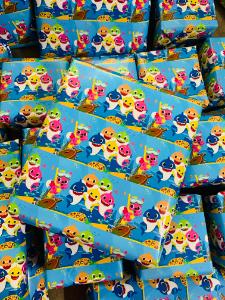Baby Shark Gift Wrapping