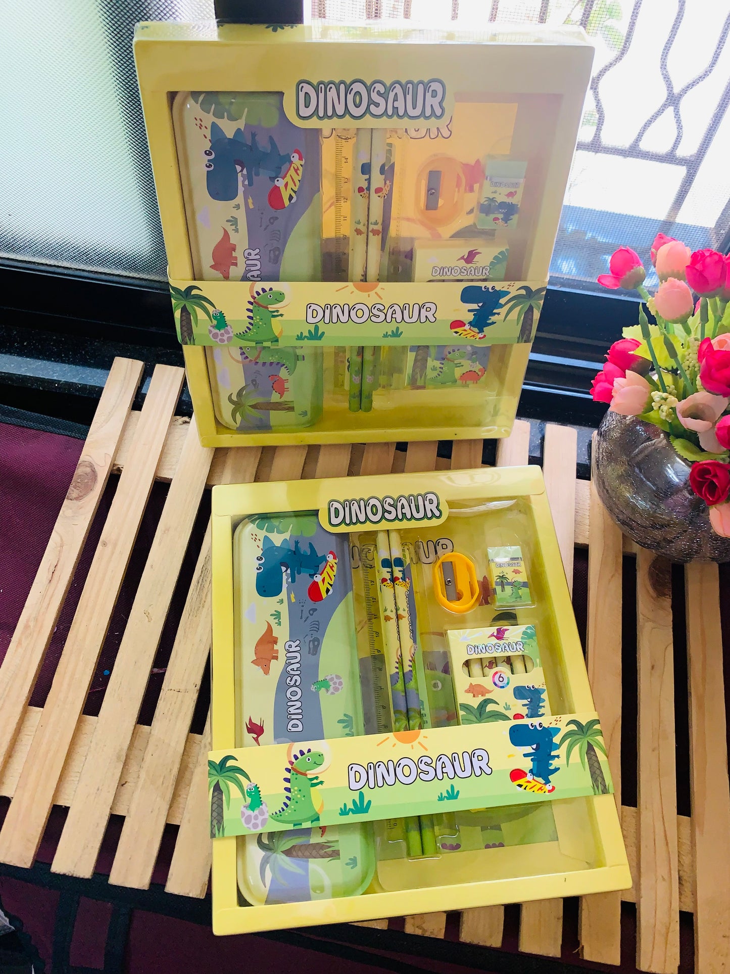 Dino Stationary Kit