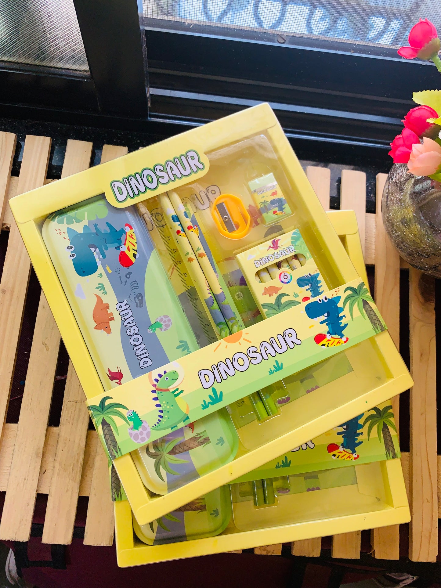 Dino Stationary Kit