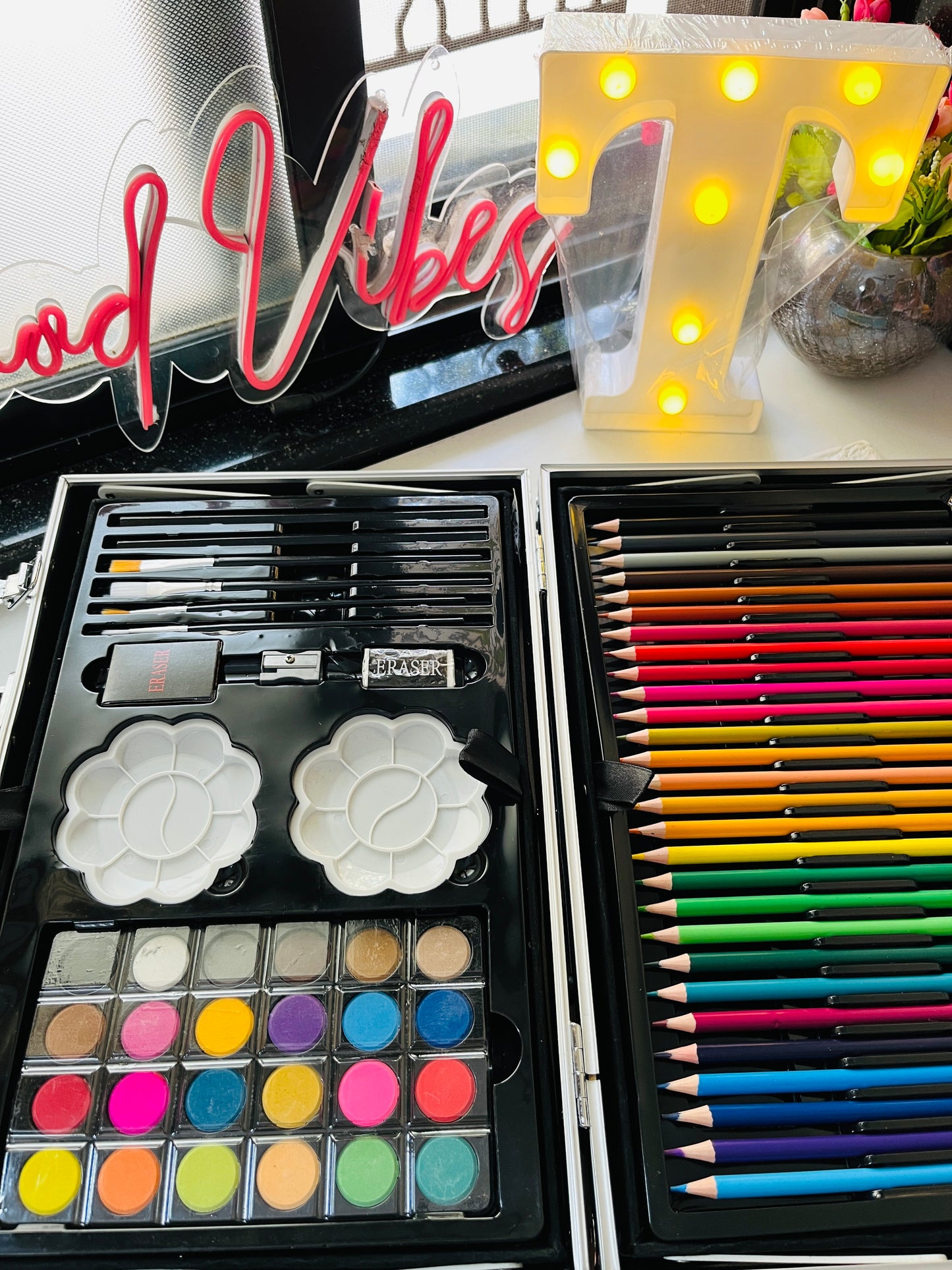 Space Colouring Kit