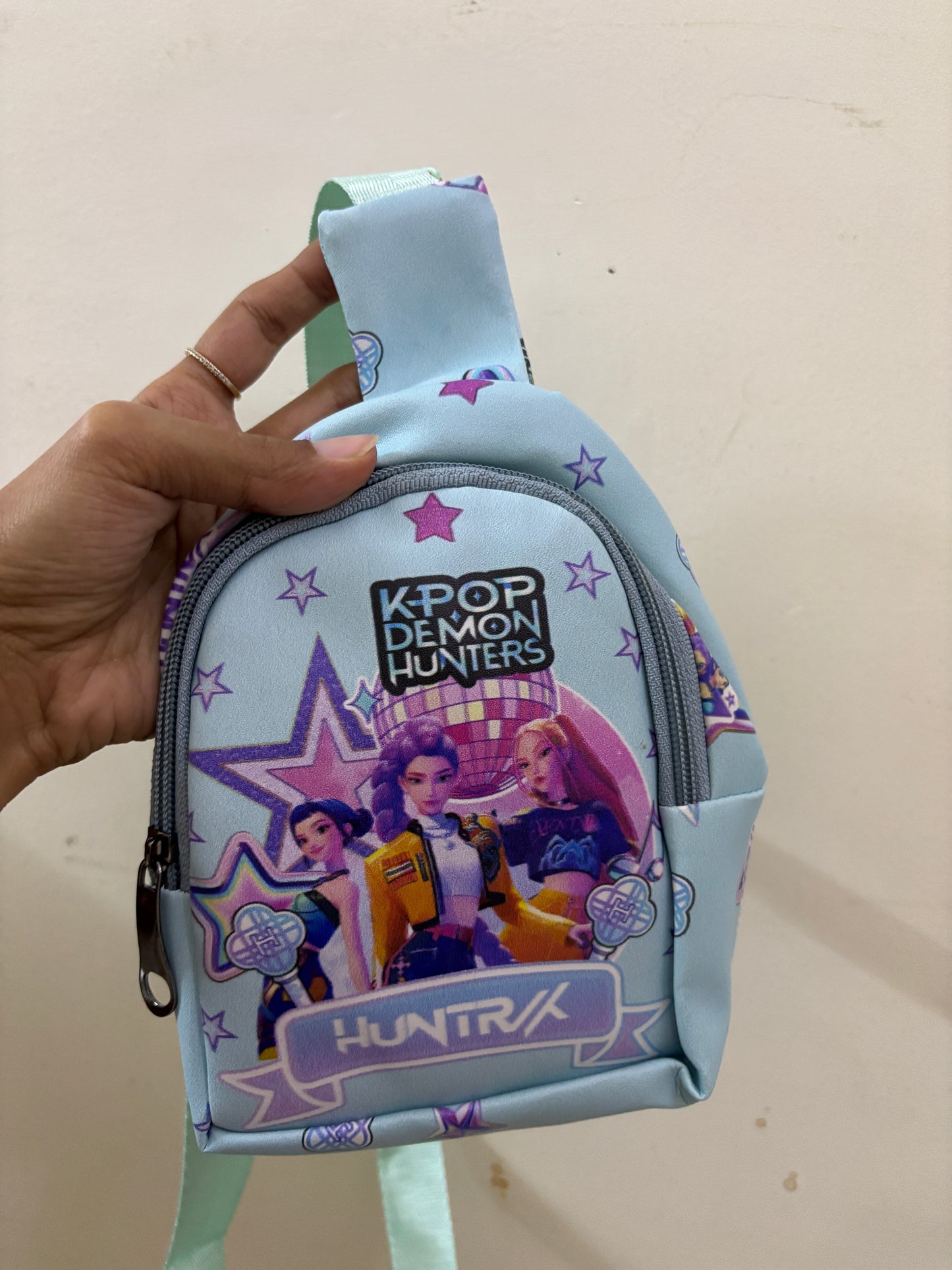 K-pop waist bags